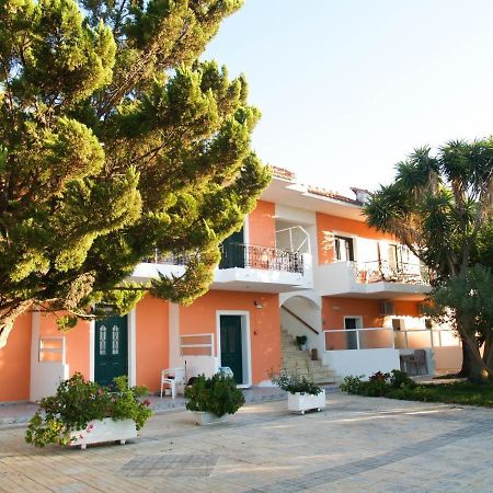 Lazaris Apartments In Agios Ioannis  Exterior photo