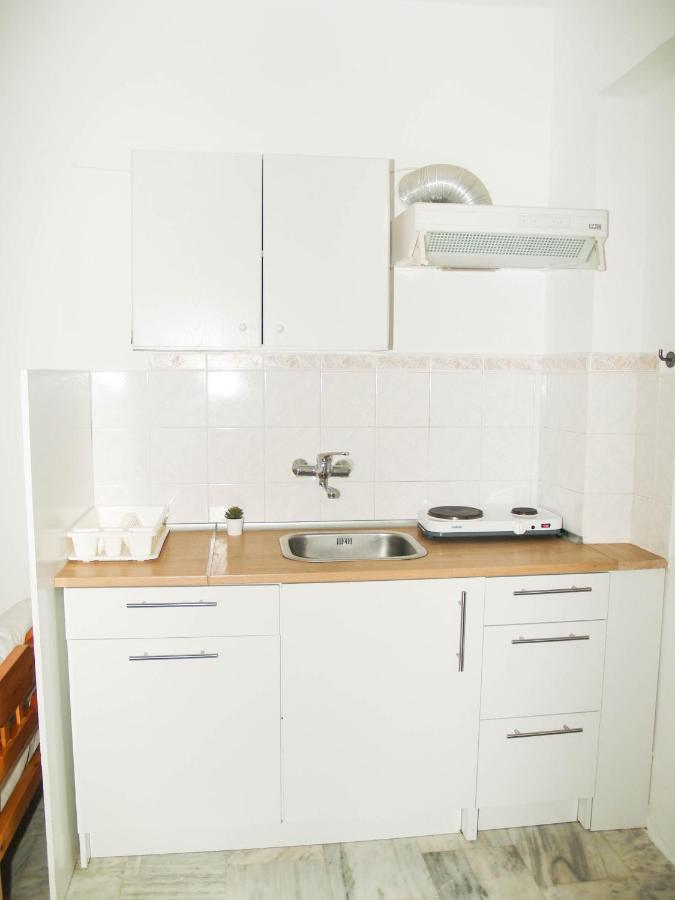 Lazaris Apartments In Agios Ioannis  Exterior photo